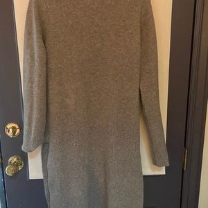 Tahari PureLuxe 100% cashmere tunic sweater